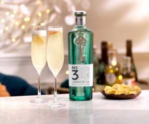 No.3 Christmas 3 cocktail – a festive spritz